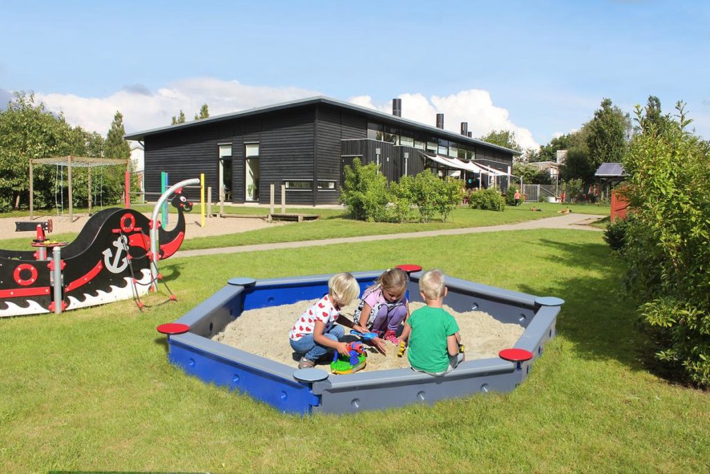 Sandkästen für KiTas & Kindergarten günstig kaufen Kigata