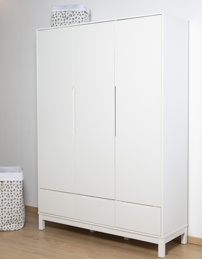 Childhome Kleiderschrank für Kinder - Jota White - 3 Türen + 3 Schubladen 7