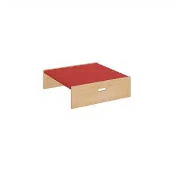 Spielpodest Quadrat klein 2-seitig offen mit Tretford-Teppich