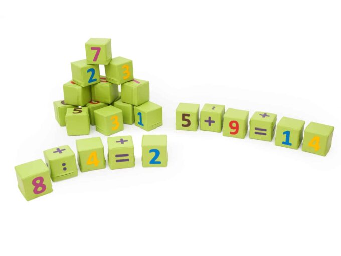 Würfel-Set mit Zahlen - 24 Würfel 1