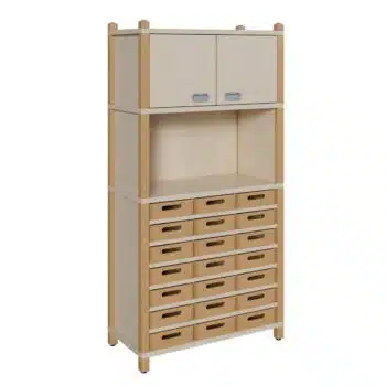 Stollenschrank mit flachen Massivholzkästen und Oberschrank zweitürig