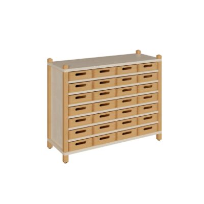 Stollenschrank mit flachen Massivholzkästen