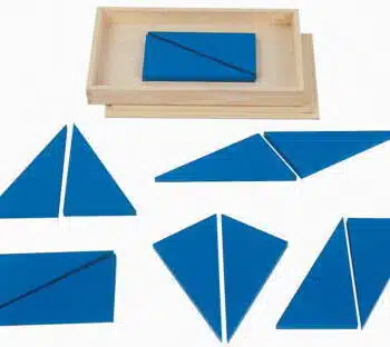 Konstruktive blaue Dreiecke zur Flächengeometrie nach Maria Montessori
