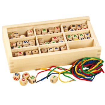 Fädelbuchstaben
