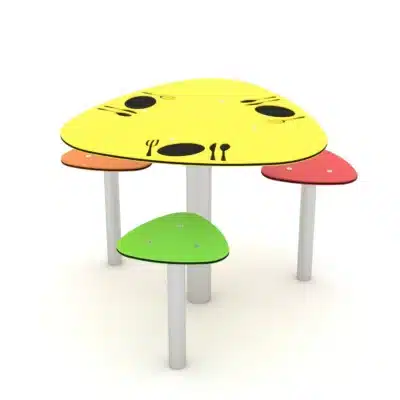 Outdoor Sitzgruppe mit drei Hockern und einem Tisch - SOLO 0816