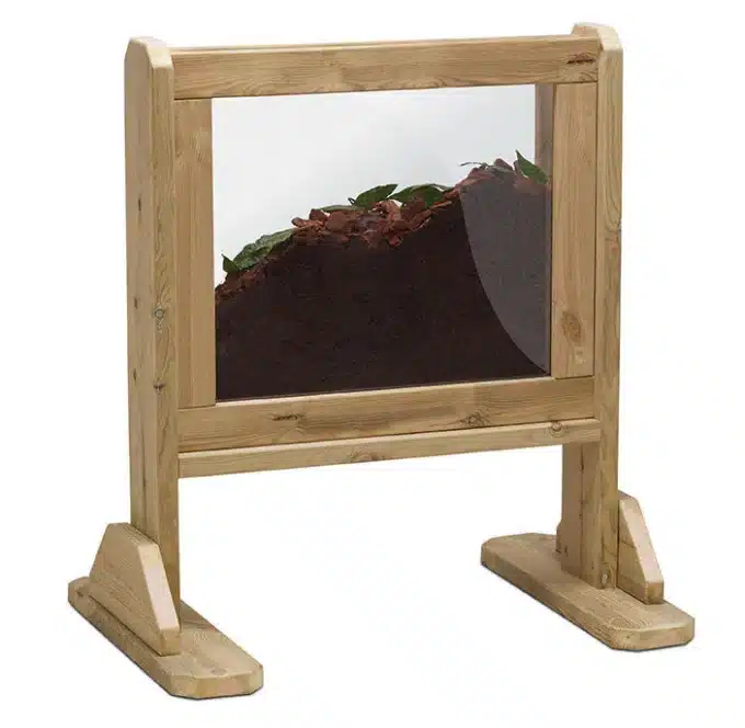 DR027-Millhouse-Outdoor-Freestanding-Mini-Beast-Farm-_Propped__Main_RGB_30de78b0-9883-454e-9f58-3c4310aed03e